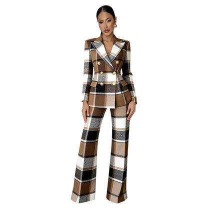 Transformez Votre Style avec le Costume à Carreaux pour Femme